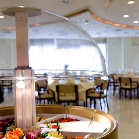 Euro Hotels Gara De Nord Bukarest Exteriör bild