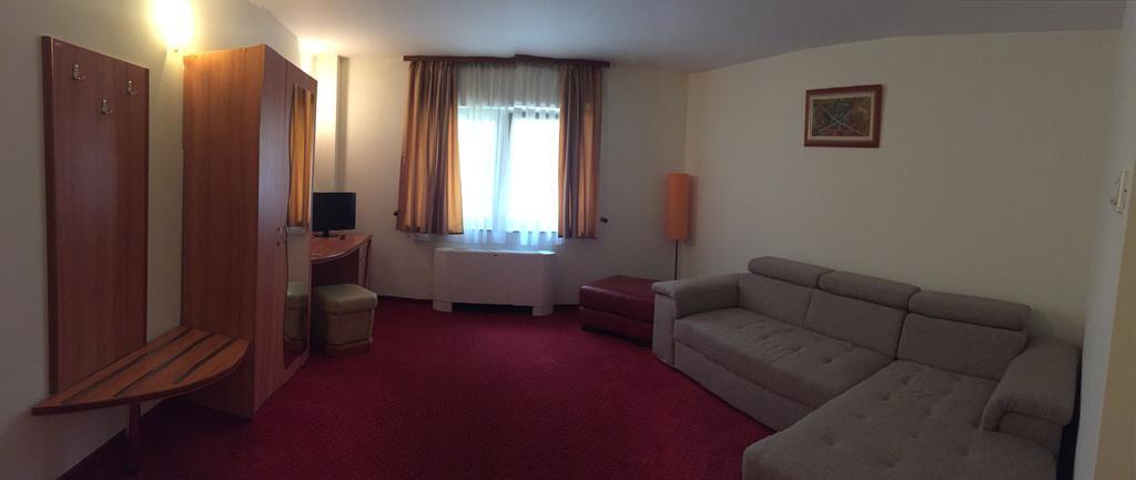 Euro Hotels Gara De Nord Bukarest Exteriör bild