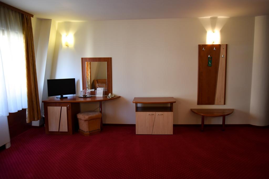Euro Hotels Gara De Nord Bukarest Exteriör bild